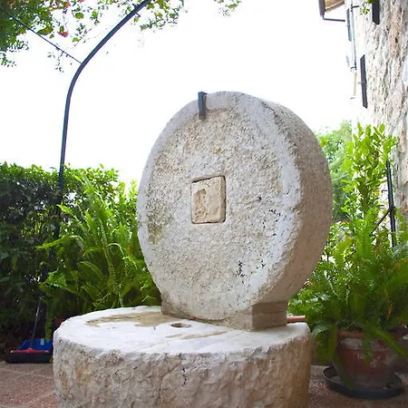 Il Fosso Delle Carceri San Vitale