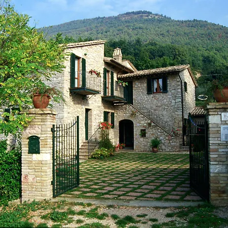 Il Fosso Delle Carceri San Vitale